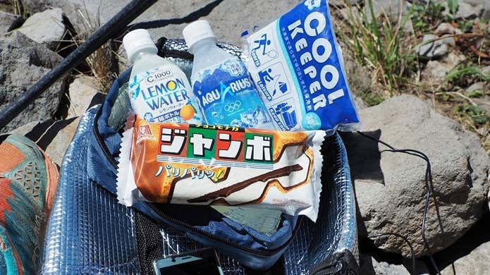 アイスクリームを取り出す