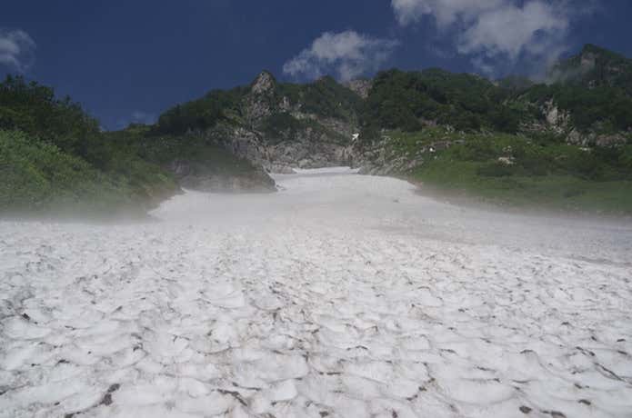 鑓沢の雪渓