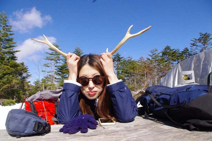 「鹿の角」に萌える齋藤さん
