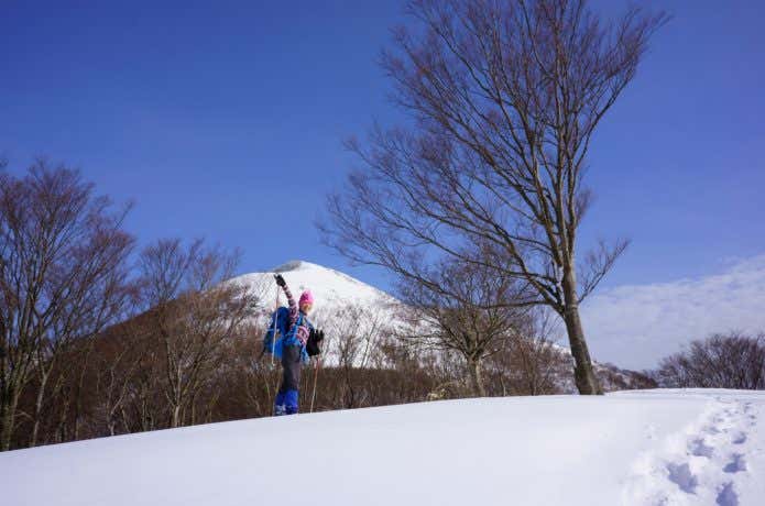 初心者でも大丈夫！ 今年こそモンベルの『スノーシュー』で雪山