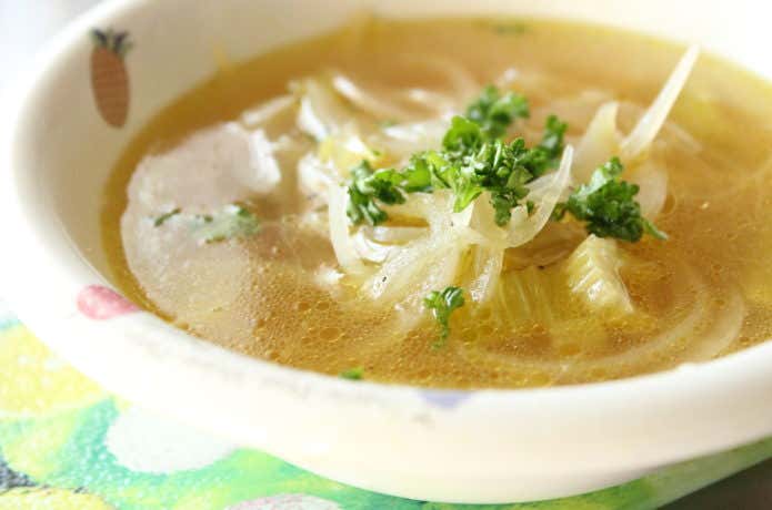 タマゴタケのオニオンスープ