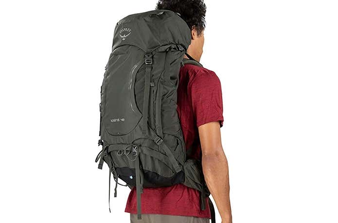 免税 オスプレー 登山リュック OSPREY(オスプレイ) ケストレル 黒 トレ