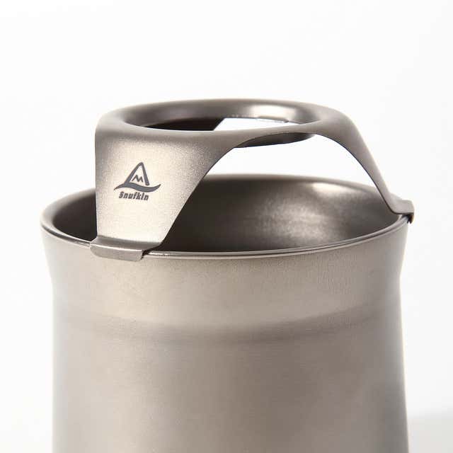 純チタン製coffee&teaメーカー　三脚フィルターホルダー　使用例