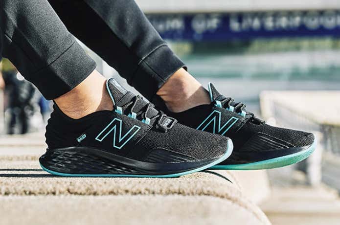 NEW BALANCE ランニングシューズ 新品 - ランニング