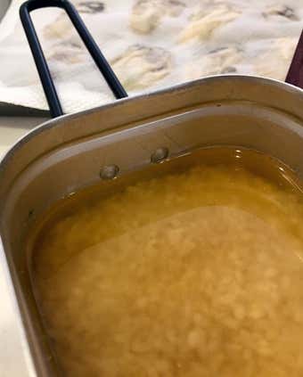 牡蠣の炊き込みご飯　炊飯の下処理
