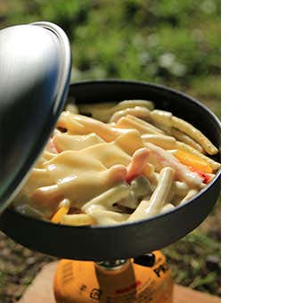 じゃがりこのレシュティ風　チーズが溶ける