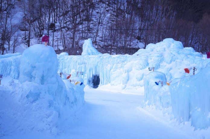 北海道・層雲峡の氷瀑まつりも参考に…
