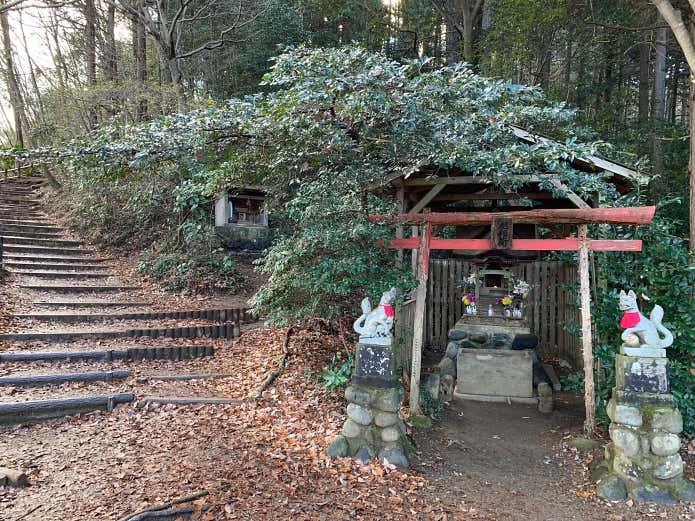 稲荷山コースの旭稲荷