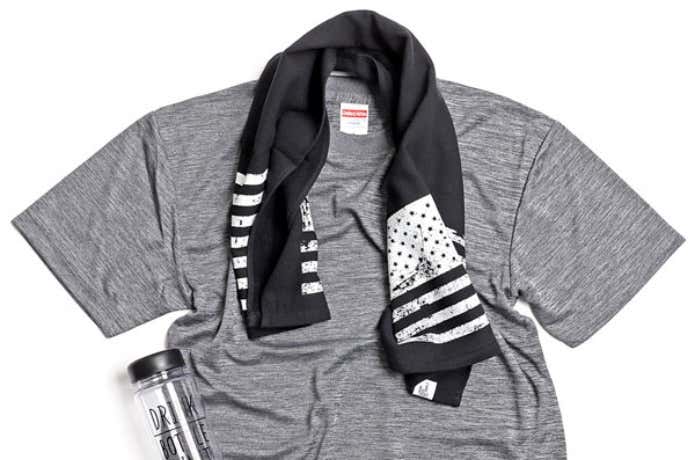 ドライTシャツ　スポーツ＆アウトドア