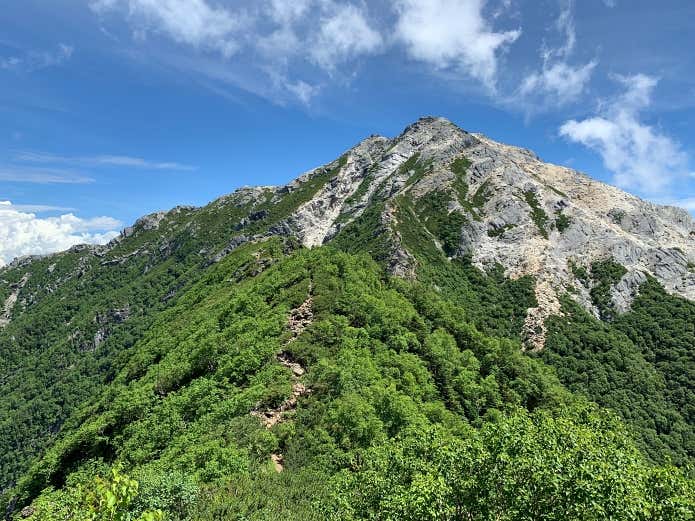 日本アルプスで最も美しい山頂と作中で絶賛された甲斐駒ヶ岳