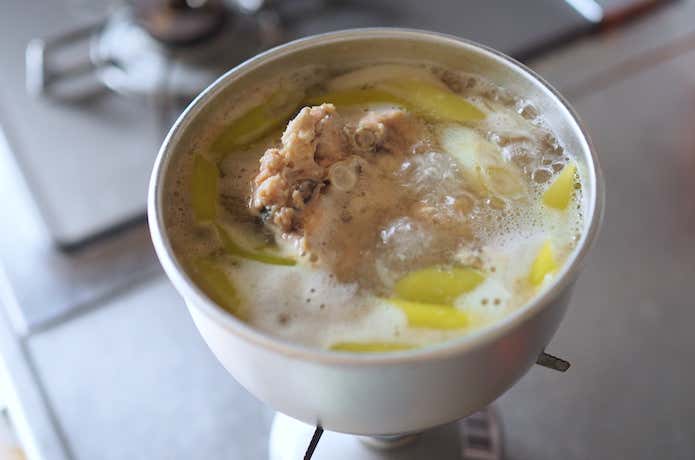 鮭缶投入