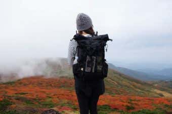 女性向け登山情報ページ「POLE POLE」アンバサダーザックの中身（登山装備・持ち物）