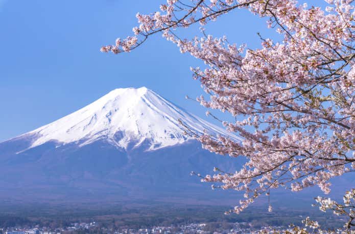 日本一の山、富士山！31枚の画像で楽しむ、四季折々の絶景
