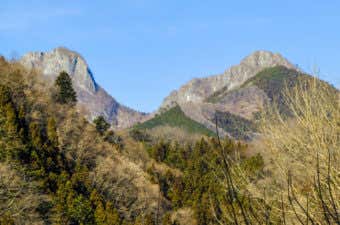 二子山