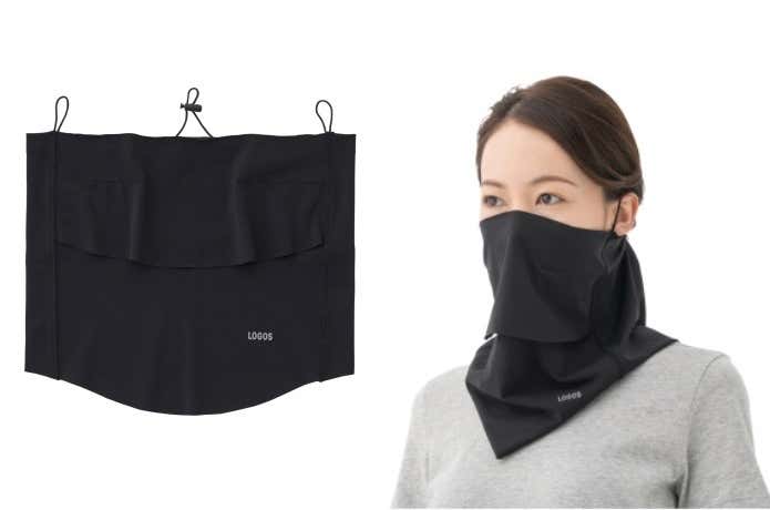 美フィットスキン UVフェイスマスクを着用した女性