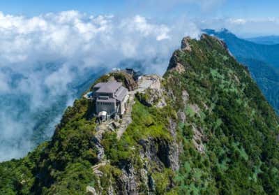 石鎚山