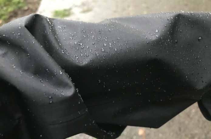 オーロラシェル　撥水性