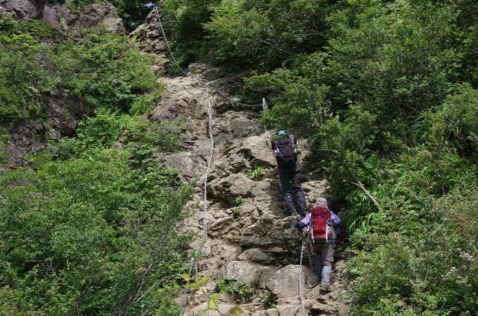 行者ヶ岳の鎖場