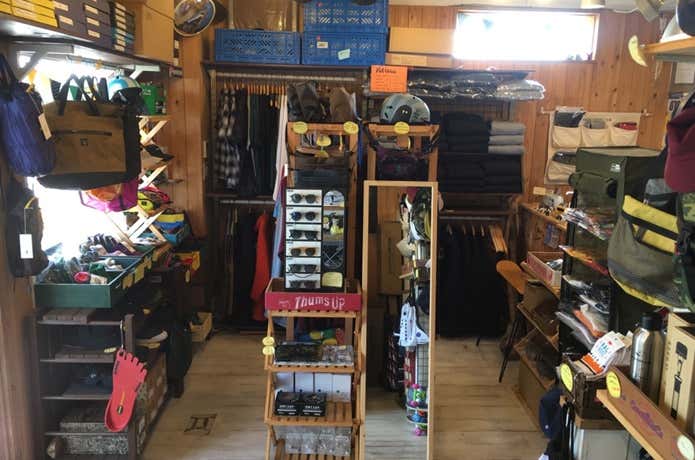 店舗内観②(横)