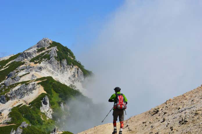 ベースキャンプ登山とは？