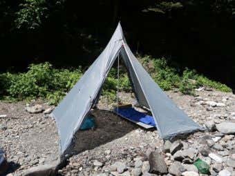 新しい山道具　“俺の”１ポールテント
