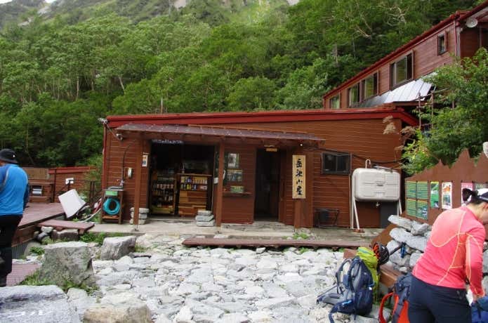 岳沢小屋