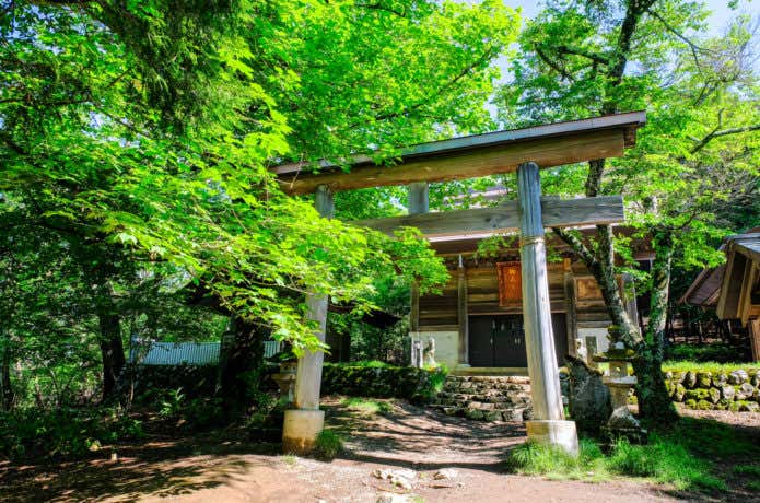 武甲山山頂御嶽神社