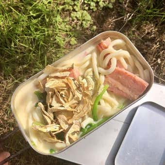 材料を入れて煮込む