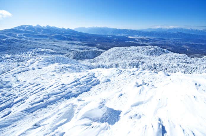 雪山入門｜初めての雪山でパンツは何をはけばいい？ 基本のレイヤ