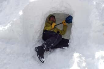 雪洞の作り方