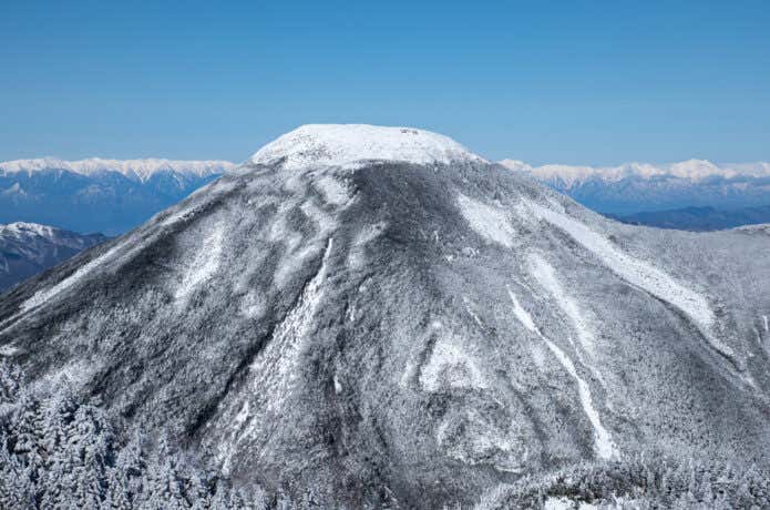 冬の蓼科山