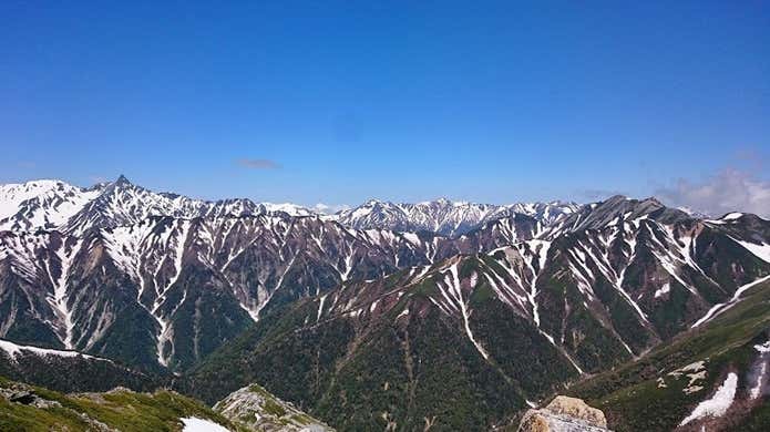 美しい常念山脈