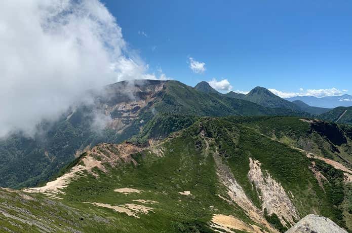 東天狗岳山頂からの展望