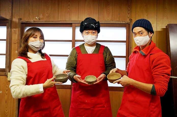 茶碗を持ったタカオのカタヲ編集部
