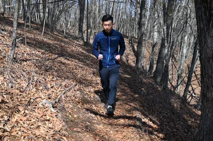 コアジャケット単独で3kmほどトレイル
