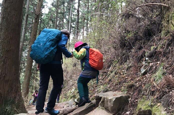 親子登山　岩場
