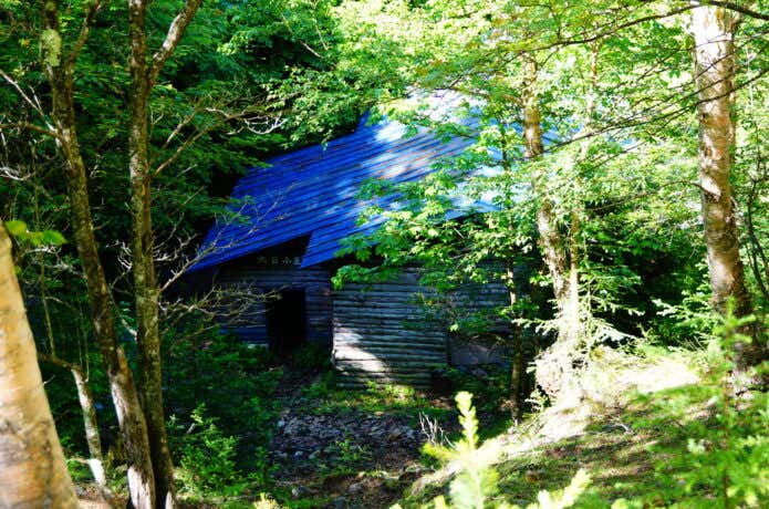 大日小屋