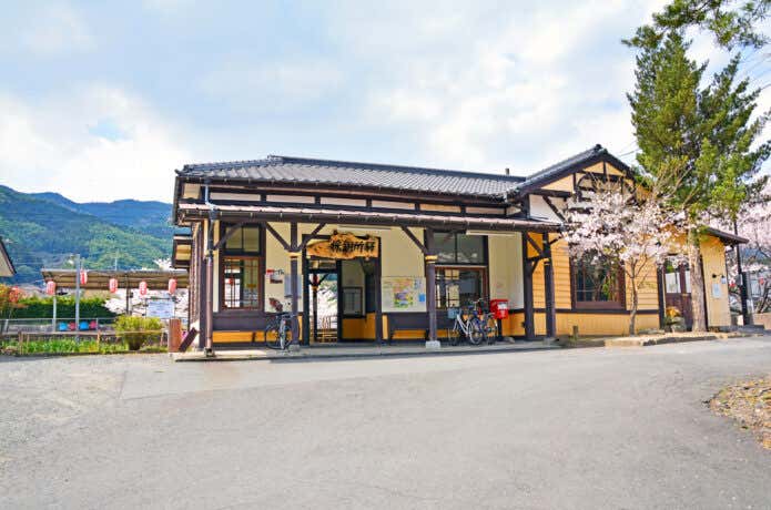 採銅所駅