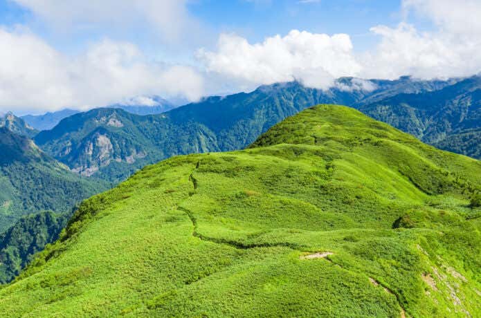 キャンプと登山　雨飾山