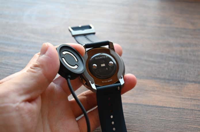 suunto9peakの充電