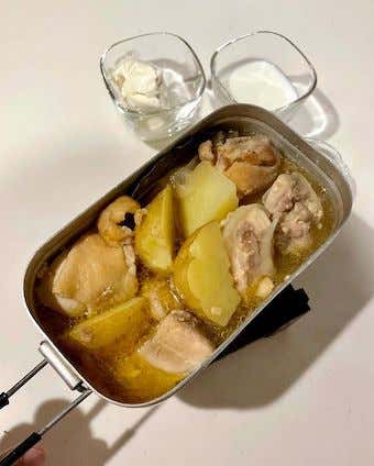 調味料を入れて再度煮込む