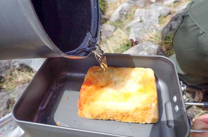 海老天とじ丼にお湯をかけて