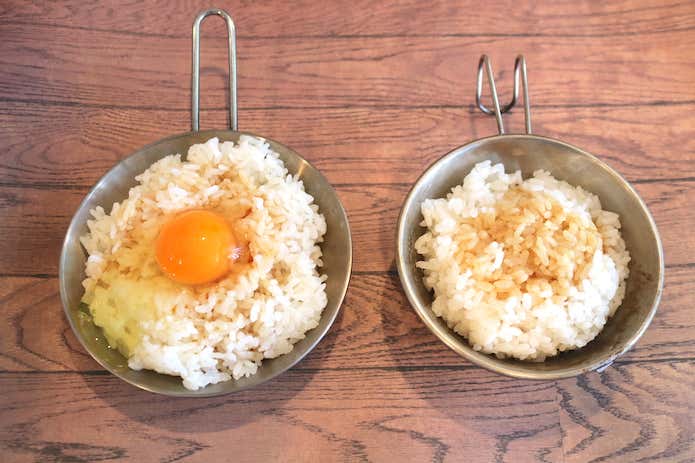 本物の卵かけごはんと食べ比べてみます