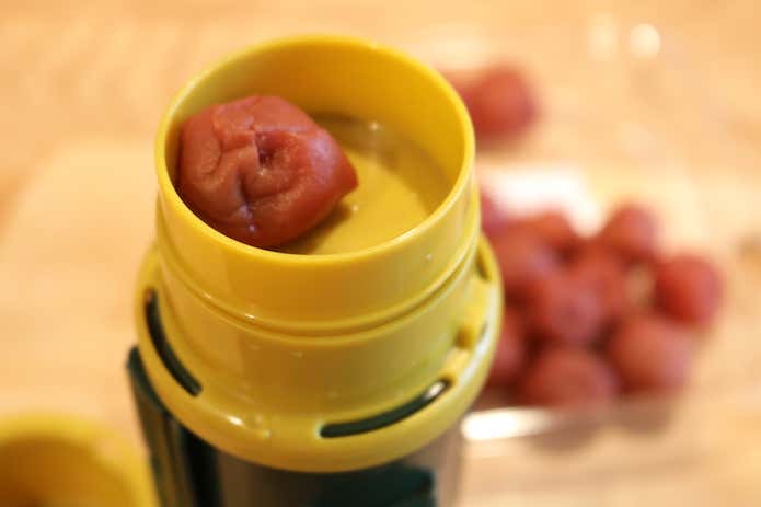 シークレットキャップに梅干しを装填