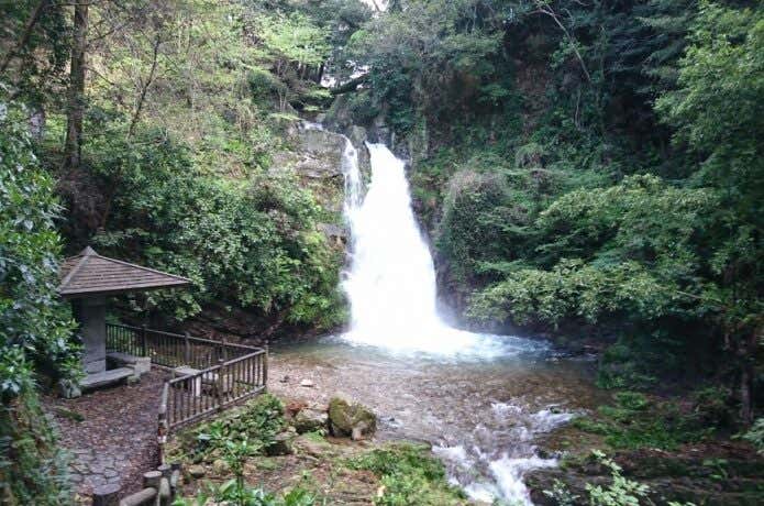 愛知県　三河　本宮山　砥鹿神社　牛の滝