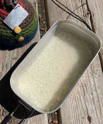 スコップ抹茶おはぎ　まずはもち米を準備