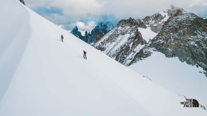 THE NORTH FACE　雪山登山