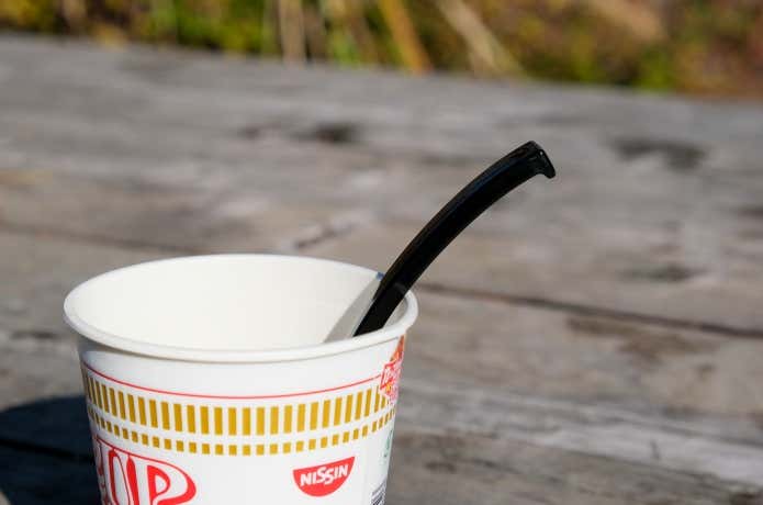 新型ラーメンレンゲ「スクーン」の特徴的な柄