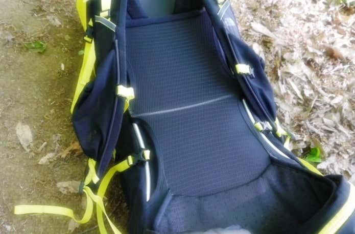 背面のクッション性が高いパックは、思っている以上に疲労が抑制