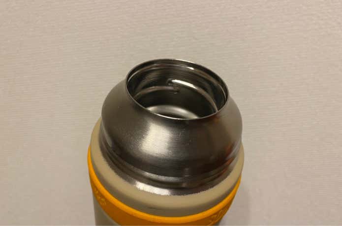 山専用ボトル_注ぎ口